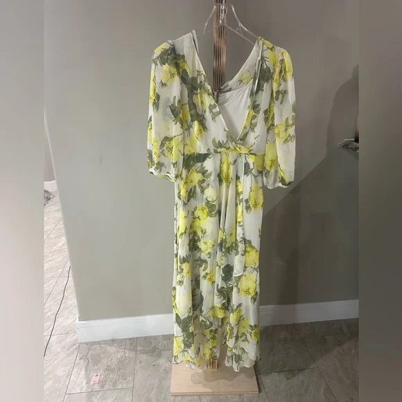 Calvin Klein Yellow Floral Chiffon Wrap Midi Dress Womenโs Size 6 - Picture 2 of 8